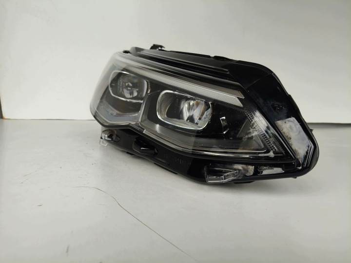 feu droit REFLEKTOR VW GOLF VIII 8 5H 5H0 20- FULL LED