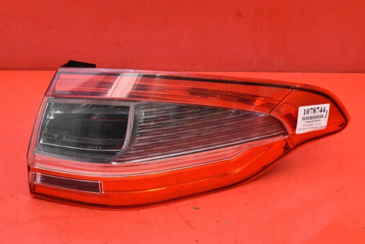 light right rear part rear AM21-43404-AG FORD S-MAX MK1 LIFT 10-15