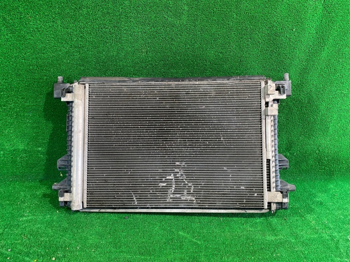 Radiatore motore usato KLIMY KOMPLET VW AUDI SKODA