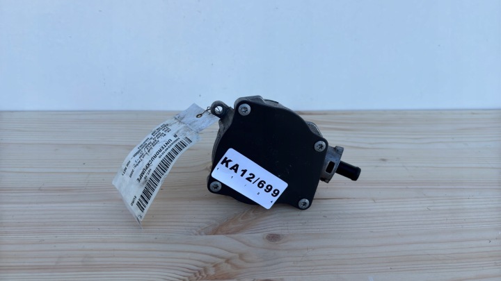 pompa VACUM VW BEETLE 5C AUDI A3 SEAT SKODA 2.5B 07K145100B KA12/699