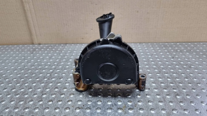 oil pump 03F115105C VW POLO IV LEON II A1 8X TOURAN and YETI 1.2 TSI CBZ