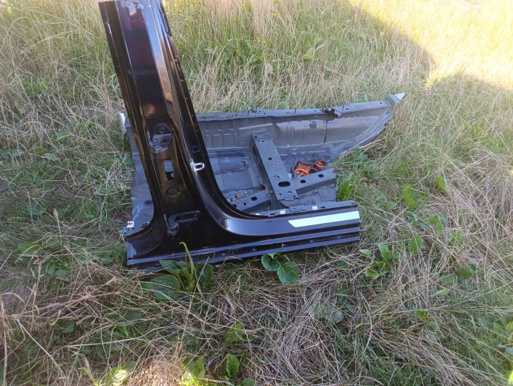 sloupek pravý opel insignia b Z22X