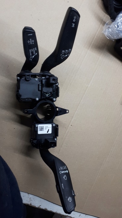 A4 S4 B8 A5 Q5 páčky pod volant a ovládání 4G0953502AA