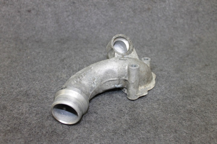 BMW E60 E63 M5 M6 S85B50A V10 5.0i clutch of water BLOKU - 7833989