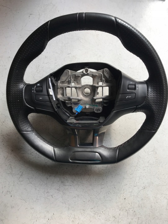 volant SCIETA MULTIFUNKCJA PEUGEOT 208 XY