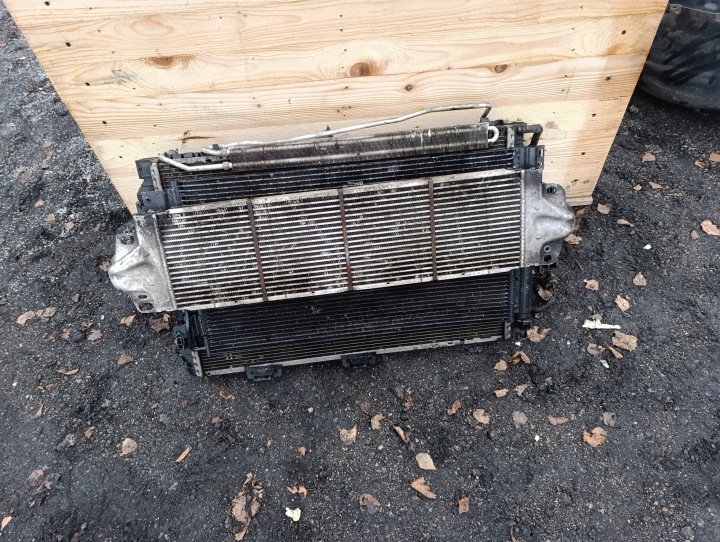 VW T5 2.5 TDI KOMPLET der Kühler/ Kühler Wasserkühler INTERCOOLER Lüfter