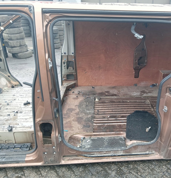 práh levý sloupek střední OPEL VIVARO B TRAFIC III TALENTO KOD LAKIERU L41R