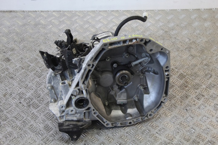 Převodovka RENAULT CAPTUR a 1 320108152R
