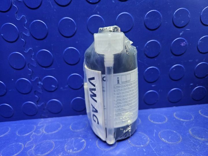 AUDI OEM 8E0012619A 5