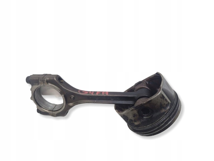 KIA CEED VENGA HYUNDAI I30 I20 IX20 piston with connecting rod G4FA 1,4 petrol