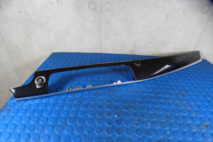 BMW 5 F10 moulding cap dekor of the dashboard consoles 9166649 9153831 st.very good condition EUROPA
