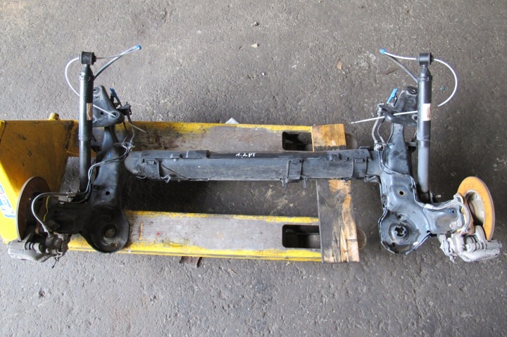 CITROEN C3 AIRCROSS 2R achse OSKA Achsträger hinten Achsträger heck 22r