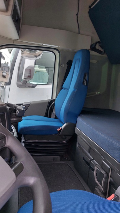 VOLVO FH5 CABINA COMPLETA GLOBETROTTER - MODEL! 7