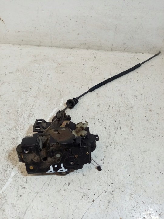 de la Serrure Portière Droite Avant SKODA FABIA 1