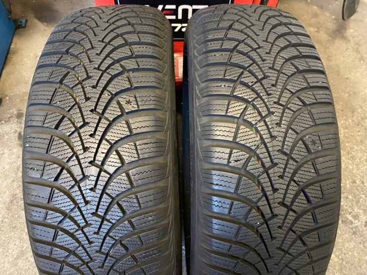 2 tyres winter 205/60R16 96H Goodyear UltraGrip 9+ as new 8mm