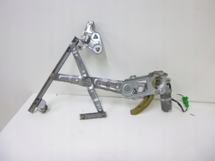 MECCANISMO VETRO FINESTRINO POSTERIORE DESTRA SUBARU IMPREZA GC 94R.