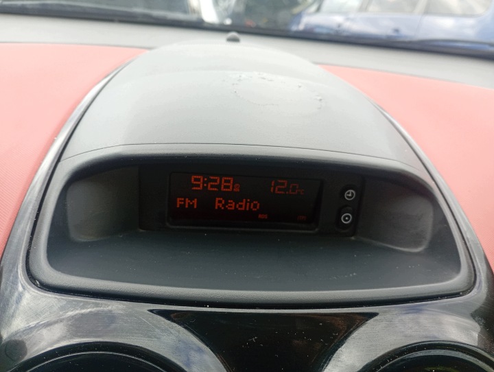 Schermo del cruscotto rozdzielczej Opel Corsa D 06-10