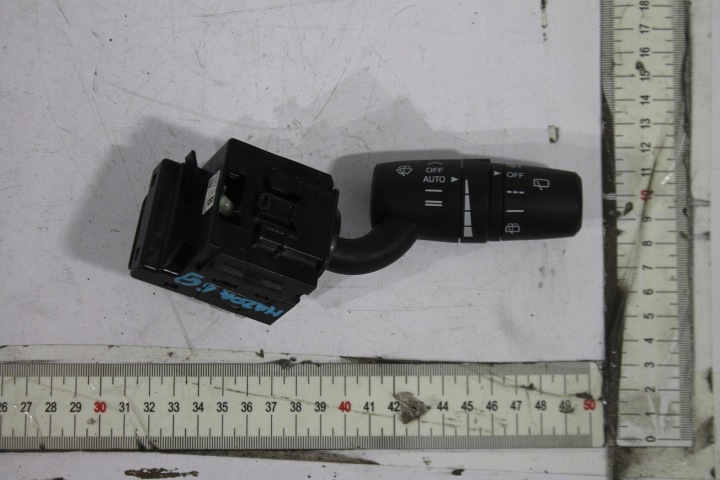 MANETKA Commodo essuie glace MAZDA 6 GJ 12