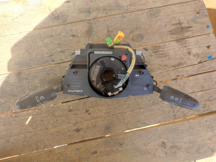 vypínač páčky pod volant a ovládanie svetiel Opel Corsa D 06-14 13142283