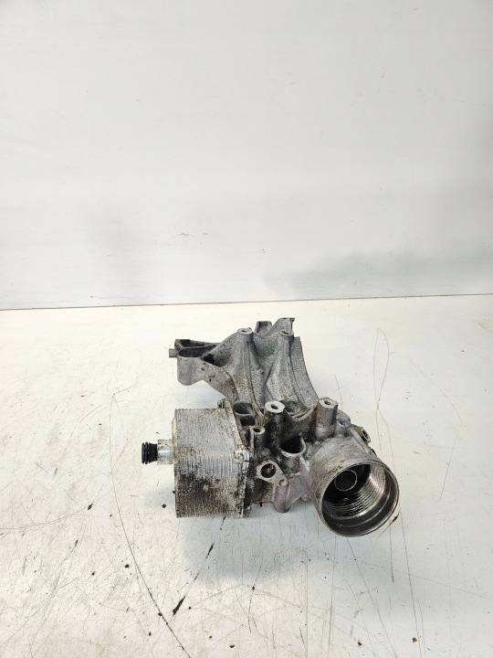 oil filter holder holder alternator AUDI A4 B8 A5 8T 1.8 TFSI 06L903143L