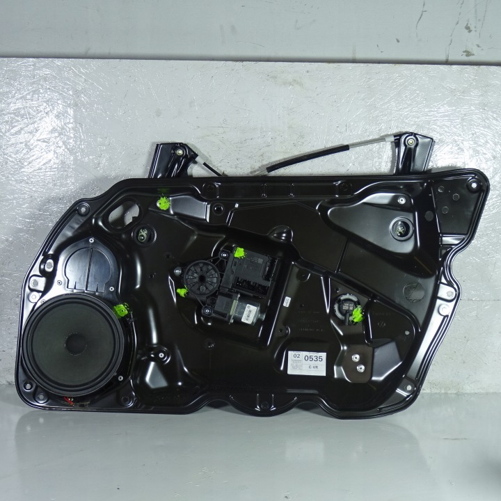VW PASSAT B7 lift of the window front right 3AA837756C