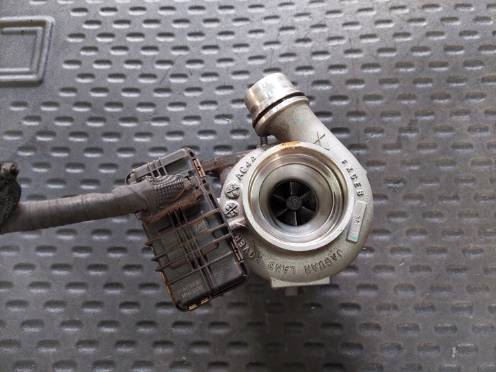 TURBO turbo + regulator JAGUAR XE X760 XF X260 2.0 D