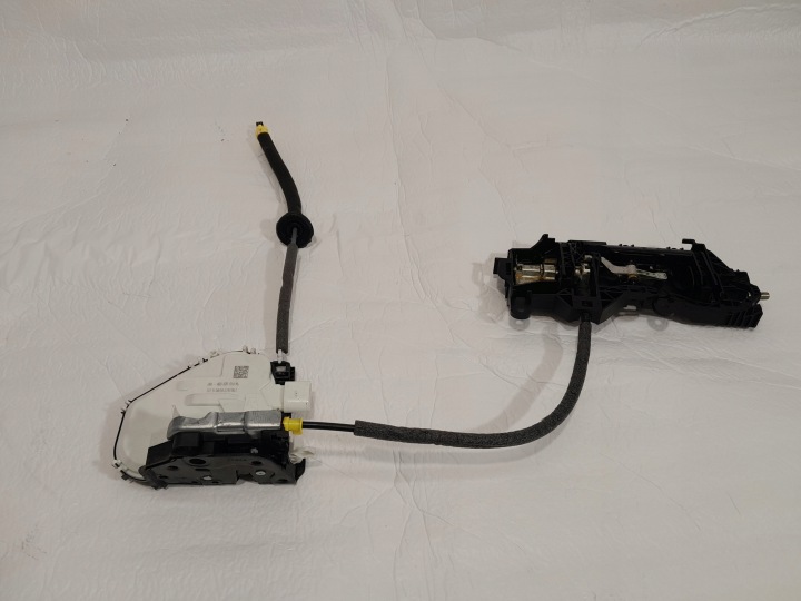 AUDI S4 A4 B9 LIFT de la Serrure Portière Droite Arrière ORG. 4G0839016M