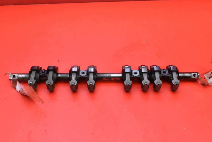 Arbre à cames d’échappement 8200007915 RENAULT LAGUNA 2 II 2.2 DCI 150KM 01-05