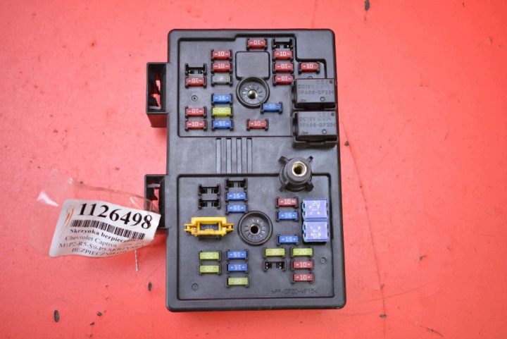 Module fusibles 96821082 CHEVROLET CAPTIVA 1 et C100 2.0 VCDI 150 KM