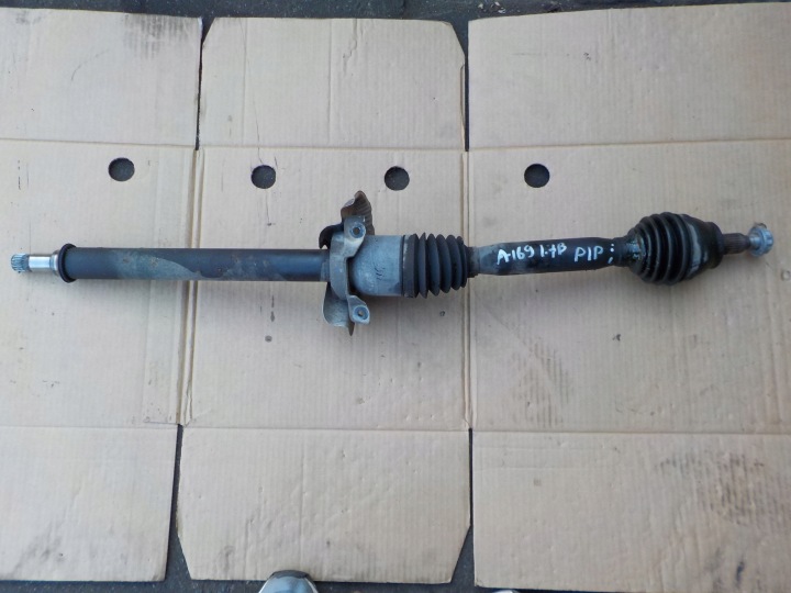 Semiasse Destro mercedes w169 1,7 B 2006r