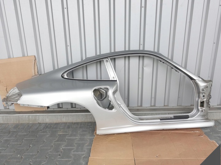 PORSCHE 996 COUPE TURBO GT2 01-05 blatník boční sloupek střecha práh pravý