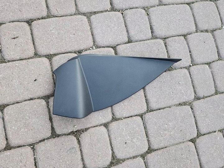 poklopač armature desna konzoli bočno Opel Mokka B 2 9834686980
