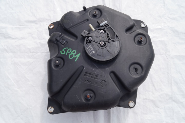 spremnik pumpa ADBLUE MERCEDES E-KLASA W212 A212 A2124704802 0444040005