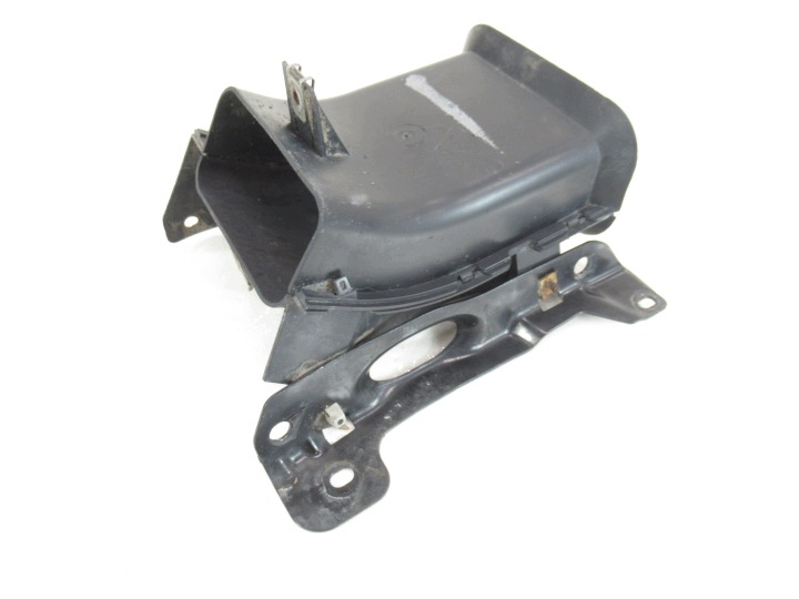 intake drain air left front for discs BMW e60 e61 e63 e64
