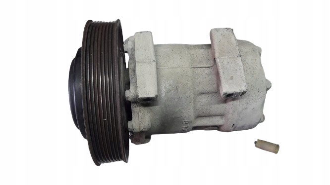 VOLVO FH compressor of the air conditioning compressor; 84094705