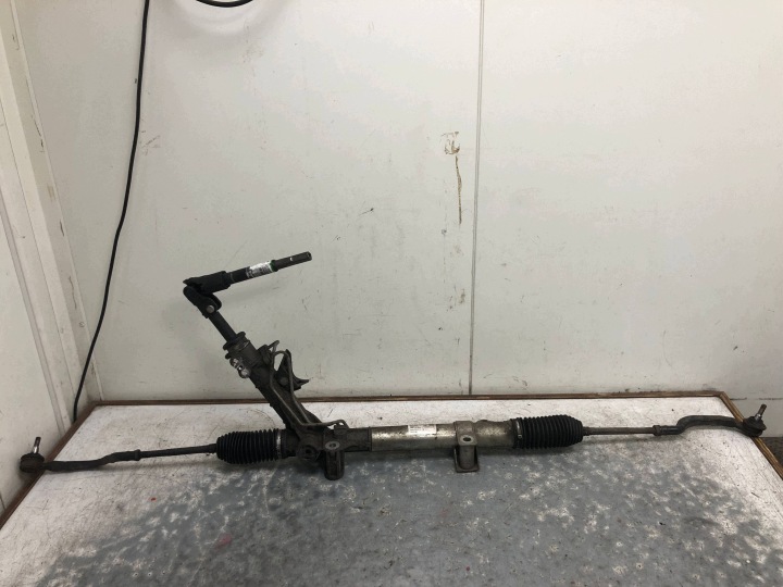 Boîte direction RENAULT TRAFIC III 490014580R