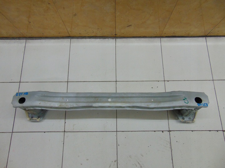 TRÄGER HECK HINTEN DER STOSSSTANGE TOYOTA COROLLA E21 HB