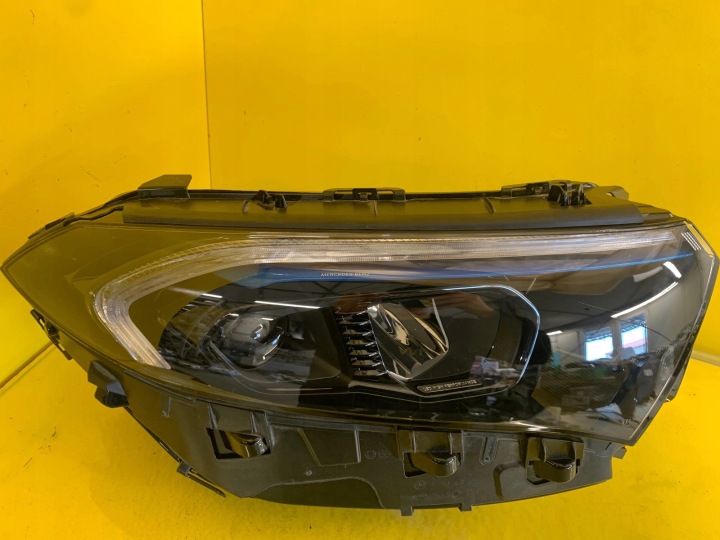 Licht rechts MERCEDES EQB EQA W243 FULL LED A2439069000
