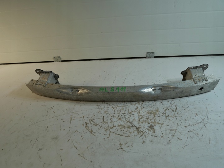 AUDI A6 C7 bumper support
