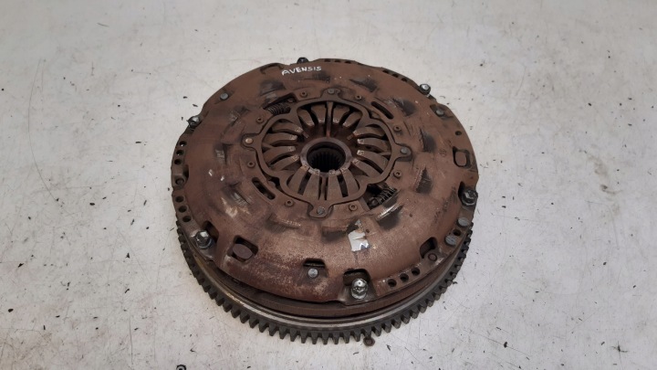Volant d’inertie occasion Disque de pression 134500R030 Toyota Avensis T27