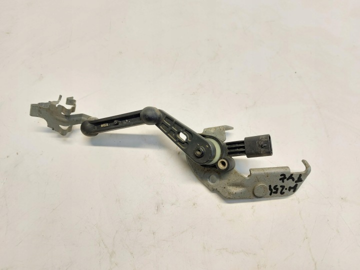 Mercedes W254 GLC 220d sensor poziomowania of lights rear part A000953713
