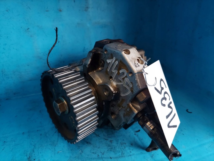 Einspritzpumpe BOSCH ASTRA 1.7TD 0445010086
