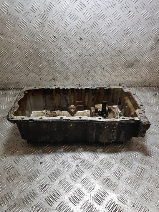 oil sump VOLKSWAGEN GOLF 5 06A103603AJ