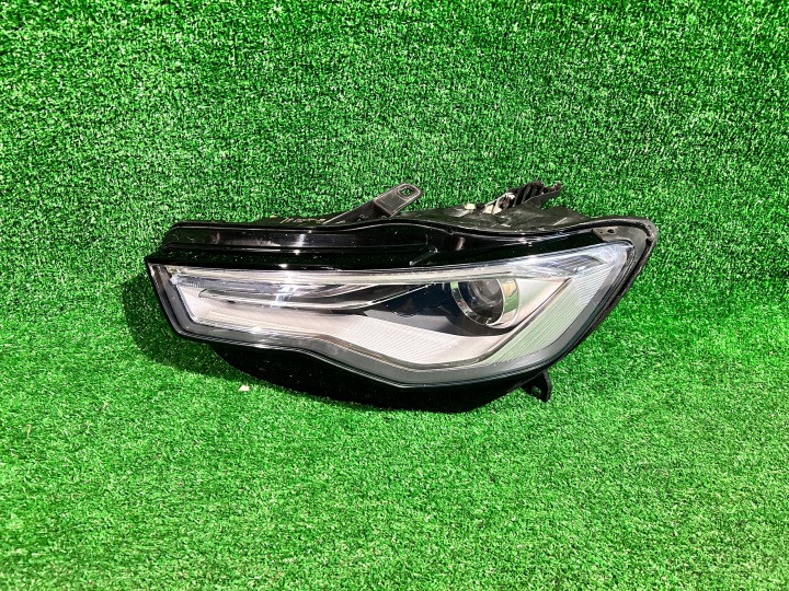 REFLEKTOR links AUDI A6 C7 XENON NR.057