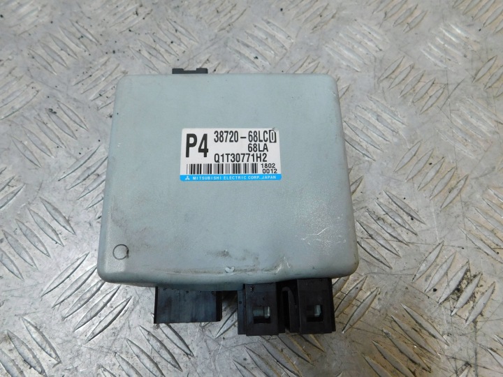 Bedienteil der Lenkung SUZUKI SWIFT MK7 38720-68LC0