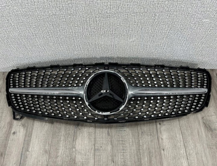 MERCEDES A-KLASS W176 LIFT 2015-18 Grill Grill der Stoßstange vorne A1768881760