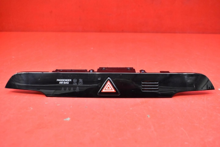 switch of the lights of warning lights 93700-D7100 HYUNDAI TUCSON 3 III 15-20