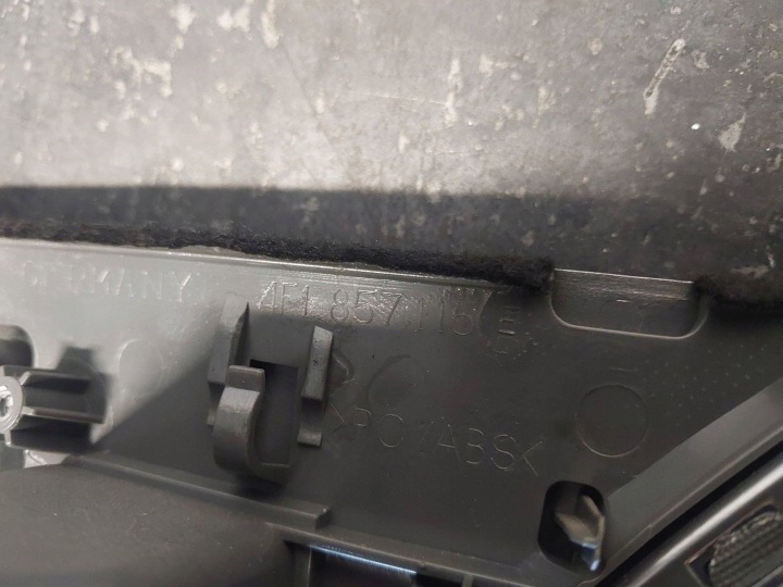 Audi A6 S6 C6 4F 2006 Elemento da placa de comando 8
