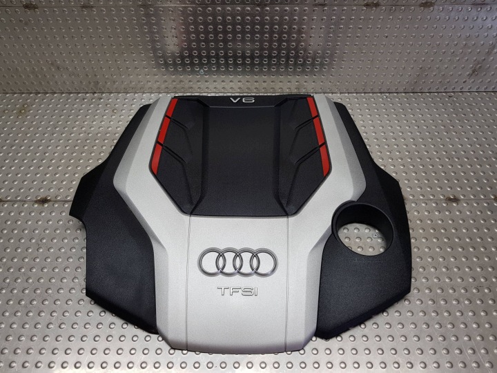 copertura GREMBIALINA Coperchio superiore motore superiore 06M103925P AUDI A4 A5 B9 8W RS4 RS5 3.0 TFSI
