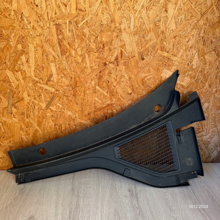 GRILLE ÉGOUTTAGE GAUCHE VW VOLKSWAGEN T-ROC 2GA819403